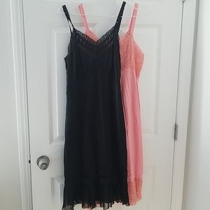 Bundle of two vintage slips